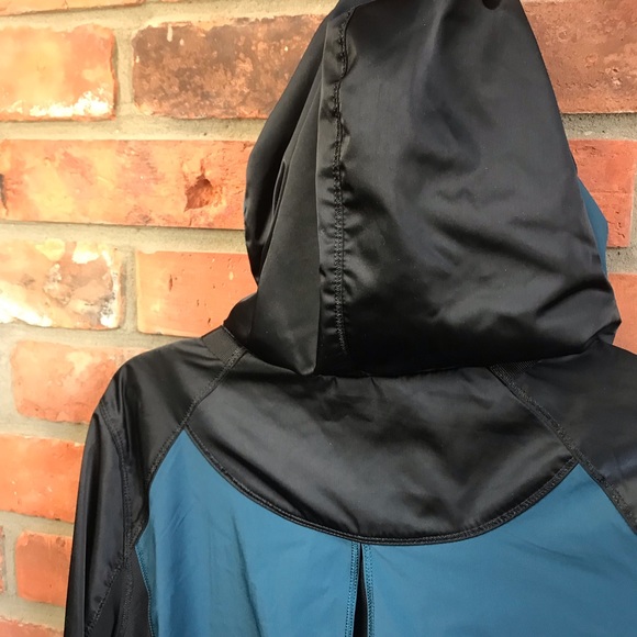 Lululemon Right Round Jacket Hood Zipper Rain Coat Waterproof Mesh Hoodie Trench - Picture 14 of 16